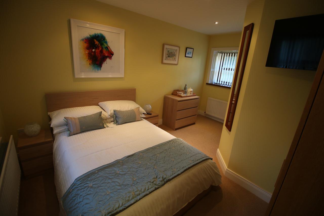 Feetnpaws Bed and Breakfast Portaferry Eksteriør billede